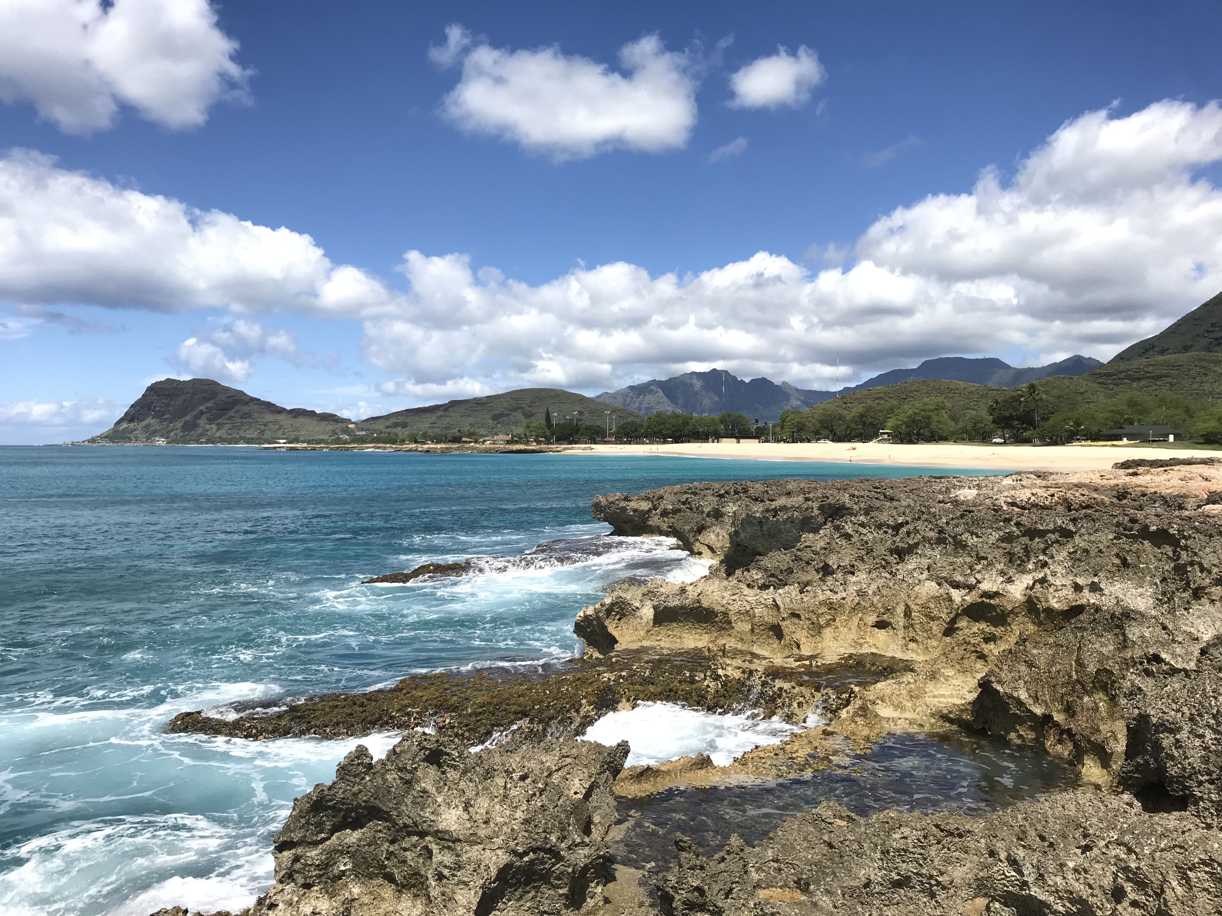 Mountain and rock scenery in Oahu, Hawaii